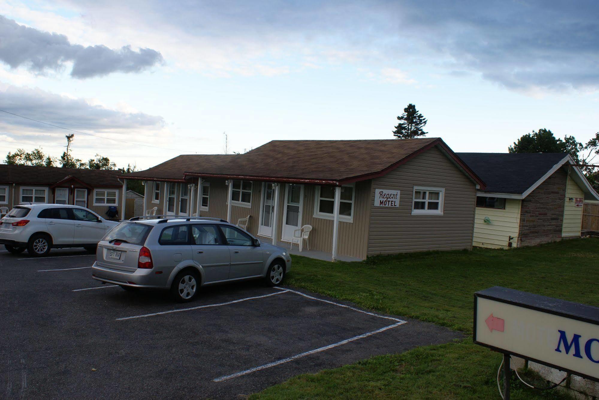Regent Motel